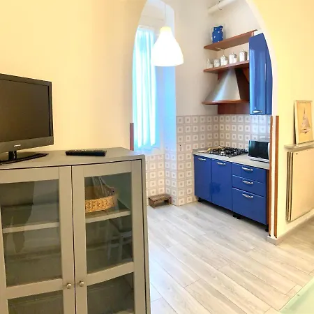 Apartment Sailor's House